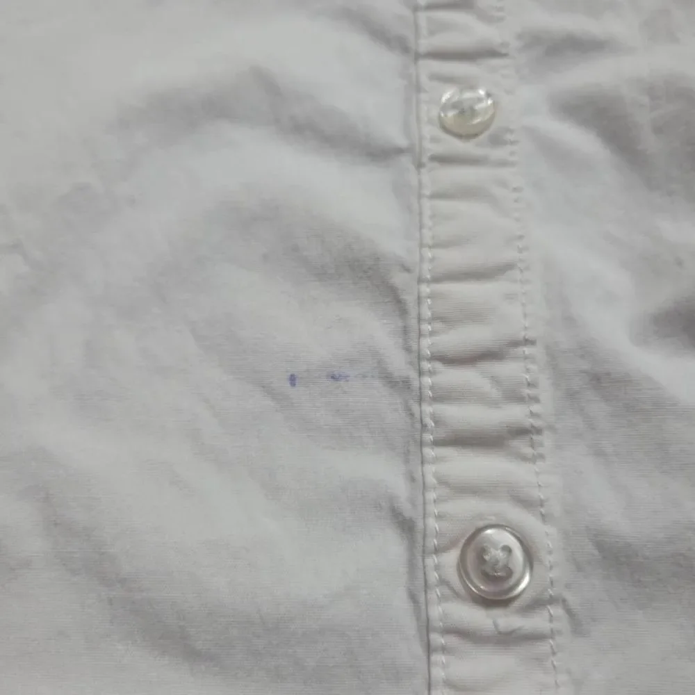 Old Navy buttondown uniform shirt L10/12